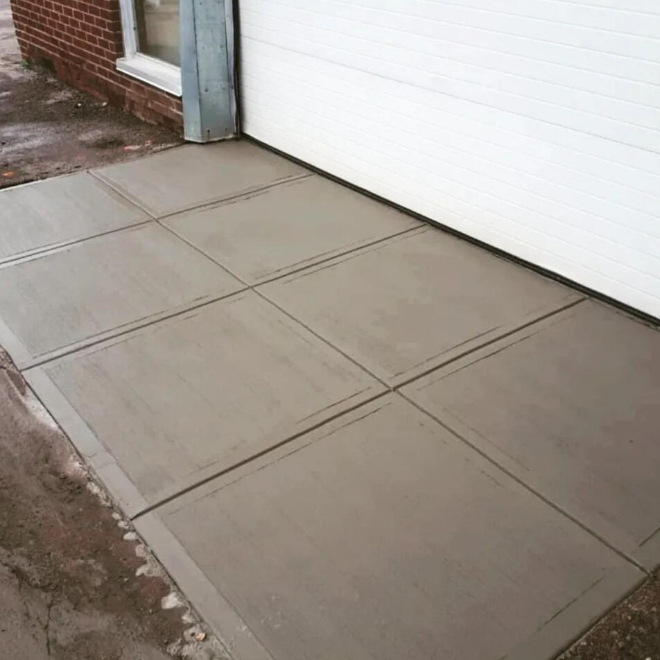 Small Garage Driveway